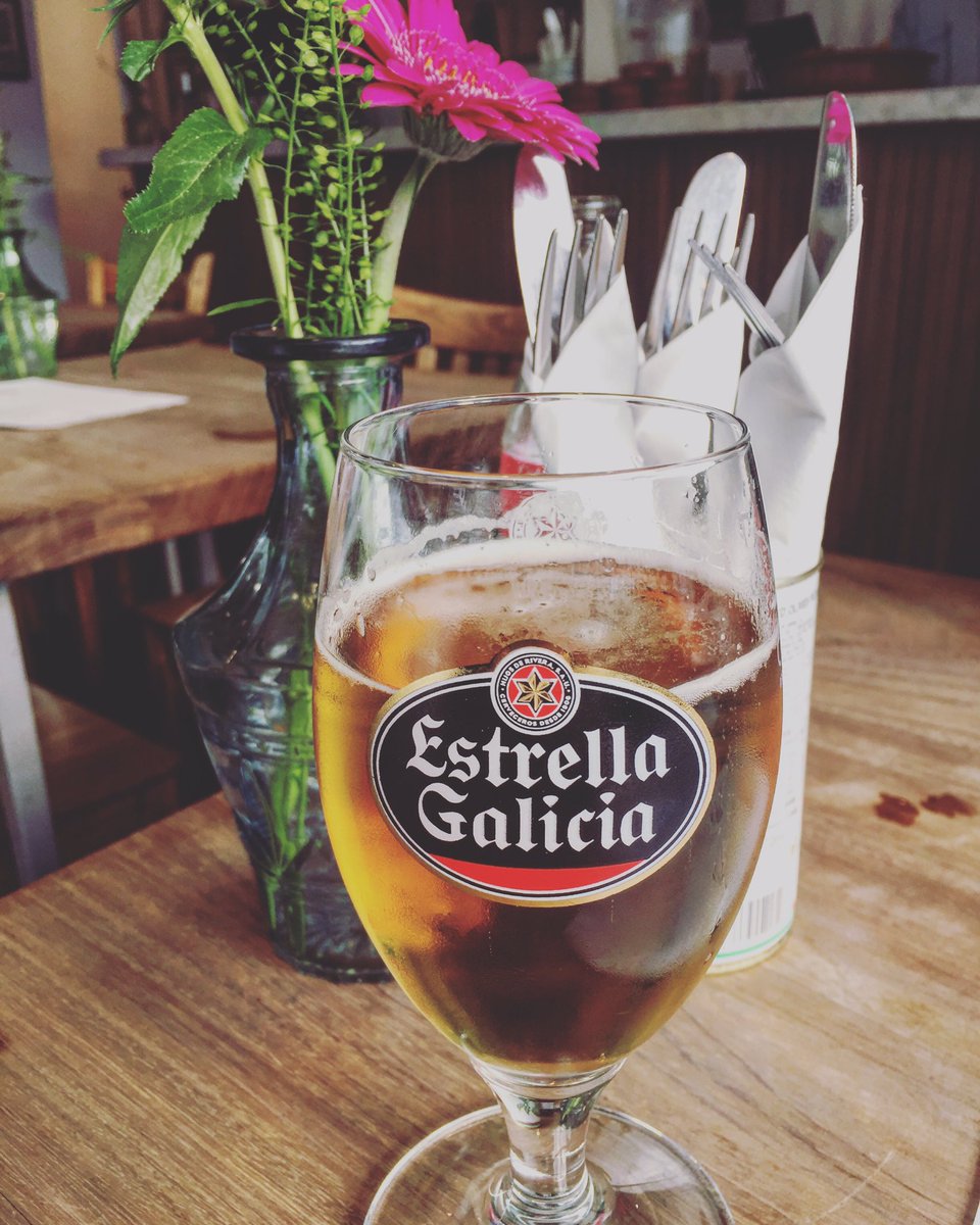 Lovely lunch today @harboursttapas1........managed to eat all the food before I could take a picture of it 😂 <a href="/thebeachcafe_wh/">The Beach Cafe</a> <a href="/WhitstableMan/">Stephen Graham</a>