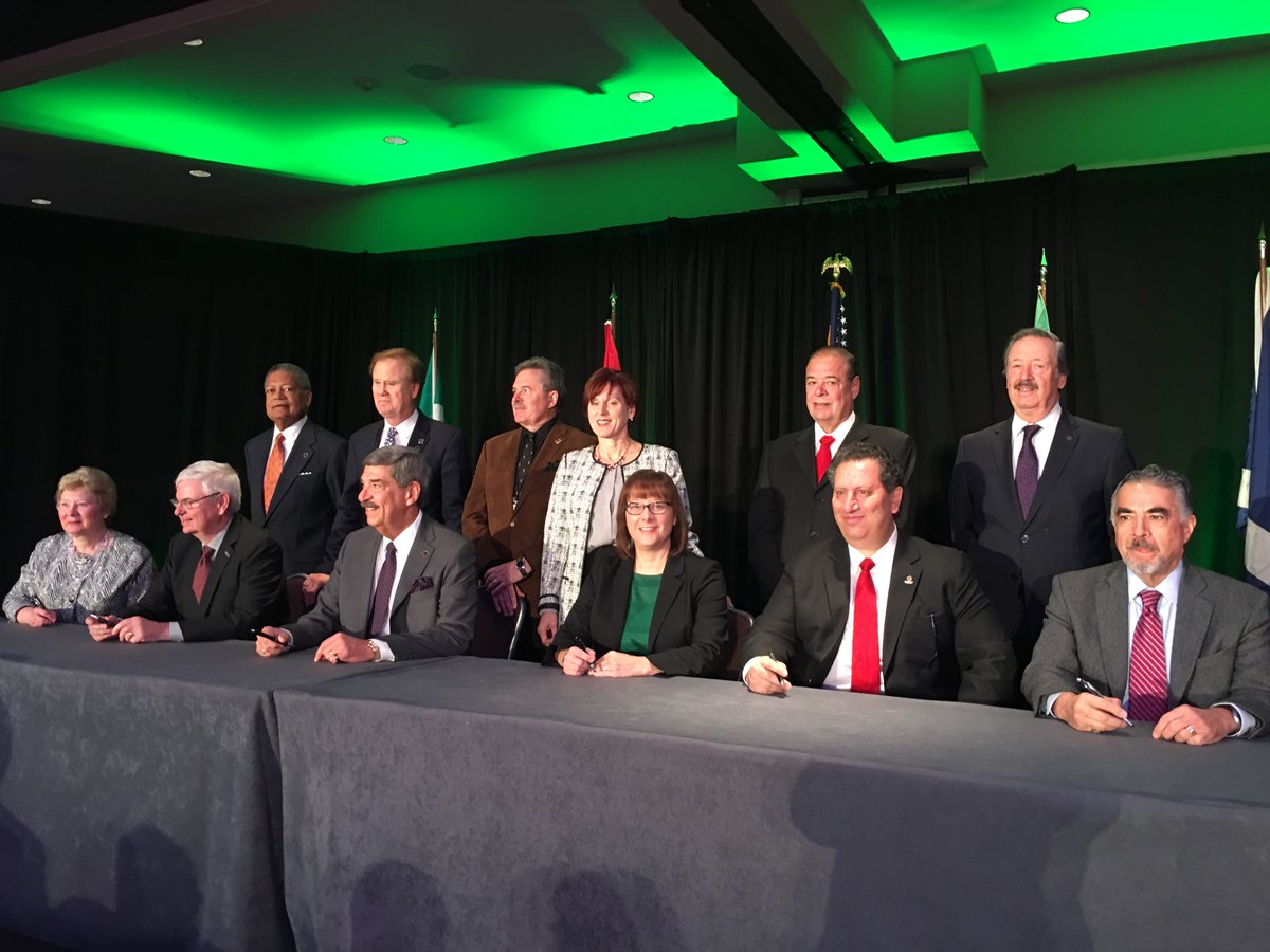 ACAUS_tweets's tweet photo. Full reciprocity for ACAUS soon! Historic MOU with ICAS, renewal of CA Ireland and CPA Canada MRA. Working on MRA with ICAEW &amp; SAICA in 2018 https://t.co/FgKkyg9QQ7