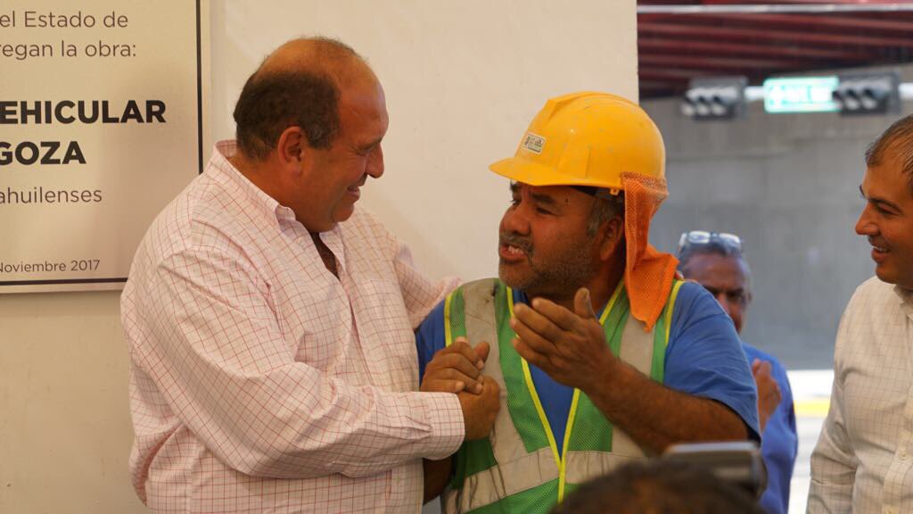 rubenmoreiravdz's tweet photo. En #Monclova un nuevo puente en el  Pape. 100 millones de pesos de inversión. #CoahuilaElOrgulloDelNorte https://t.co/r45FrBJZaC