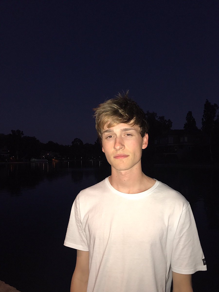 CrawfordCollins's tweet image. RT for a follow!🤘🏻