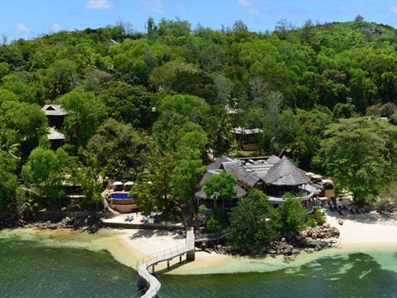 TropicalSkyDeal's tweet photo. Stay between now - 31 Oct'18 and receive up to 30% discount at idyllic Cerf Island Resort #Seychelles 🌴 🌞   https://t.co/LRJp5QKbET https://t.co/LLt3TbRcM7
