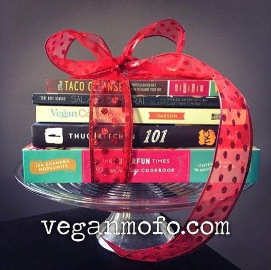 VeganMofo's tweet photo. We want your opinion! Registered participant or just a spectator, complete our survey! You could win a cookbook! https://t.co/W3orJJVWeB https://t.co/CqDt2iqkHd