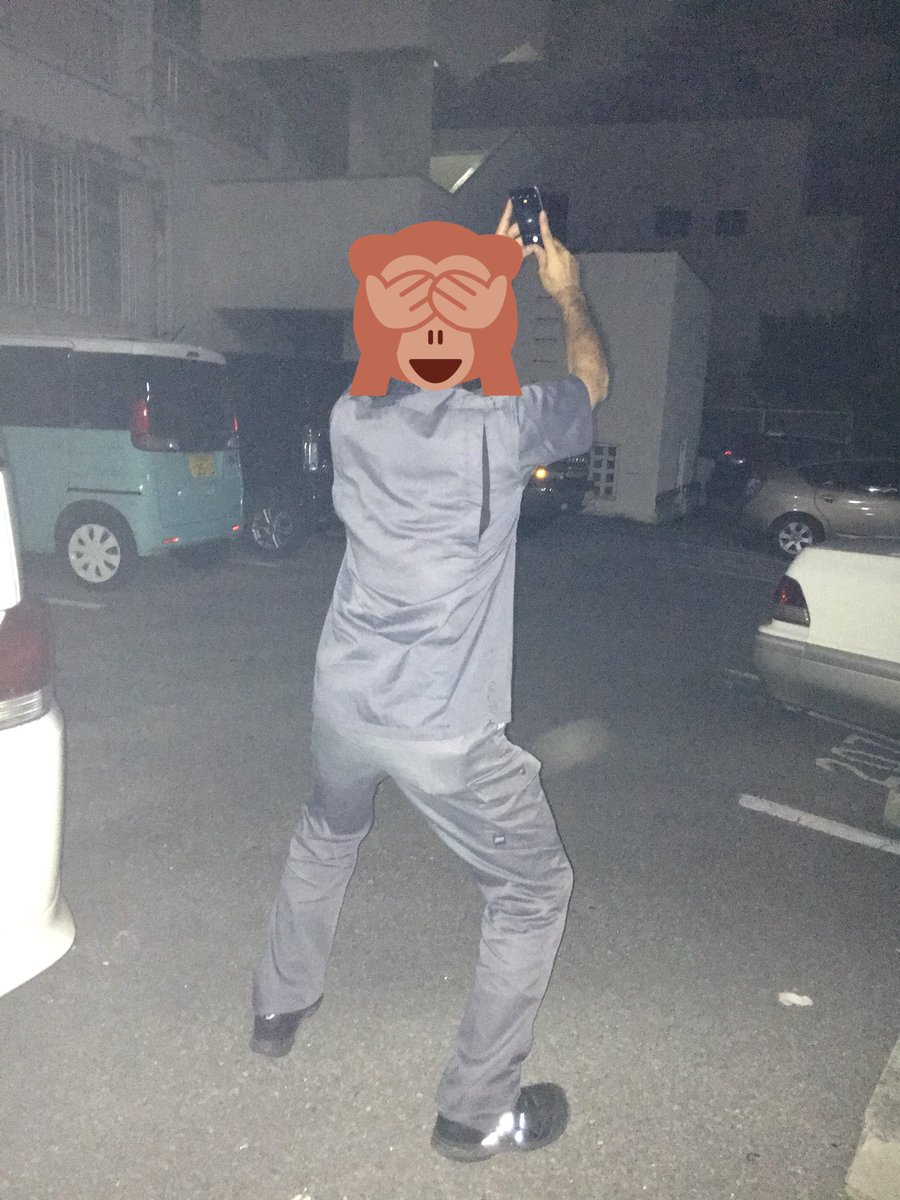 k02Haruna's tweet photo. What are u doing, dad??😂😂😂😂😂😂lol https://t.co/DI6N04e1Ai