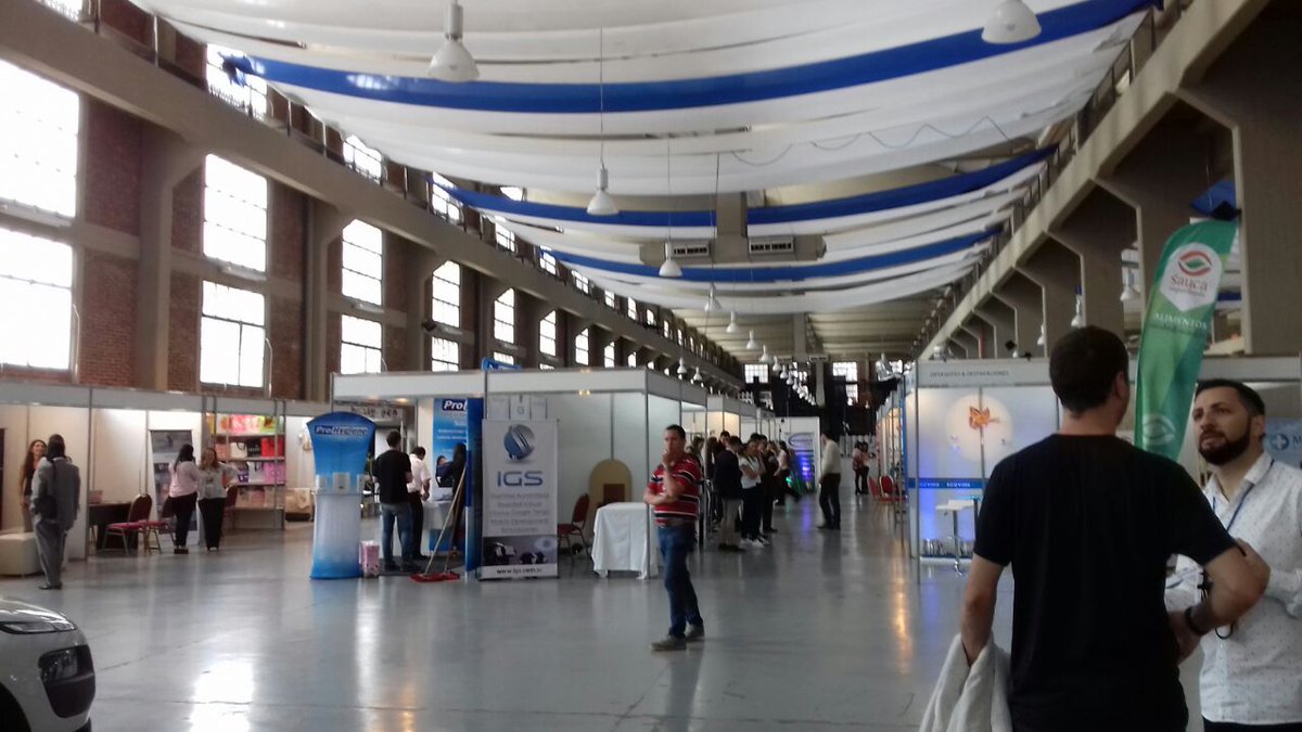 CfcorOficial's tweet photo. Primer día en #ExpoProveedores! Del 2 al 4/11 acercate al Complejo Forja e interiorizate de #CFCor y las posibilidades de franquicias en Cba https://t.co/sT4GglMthn