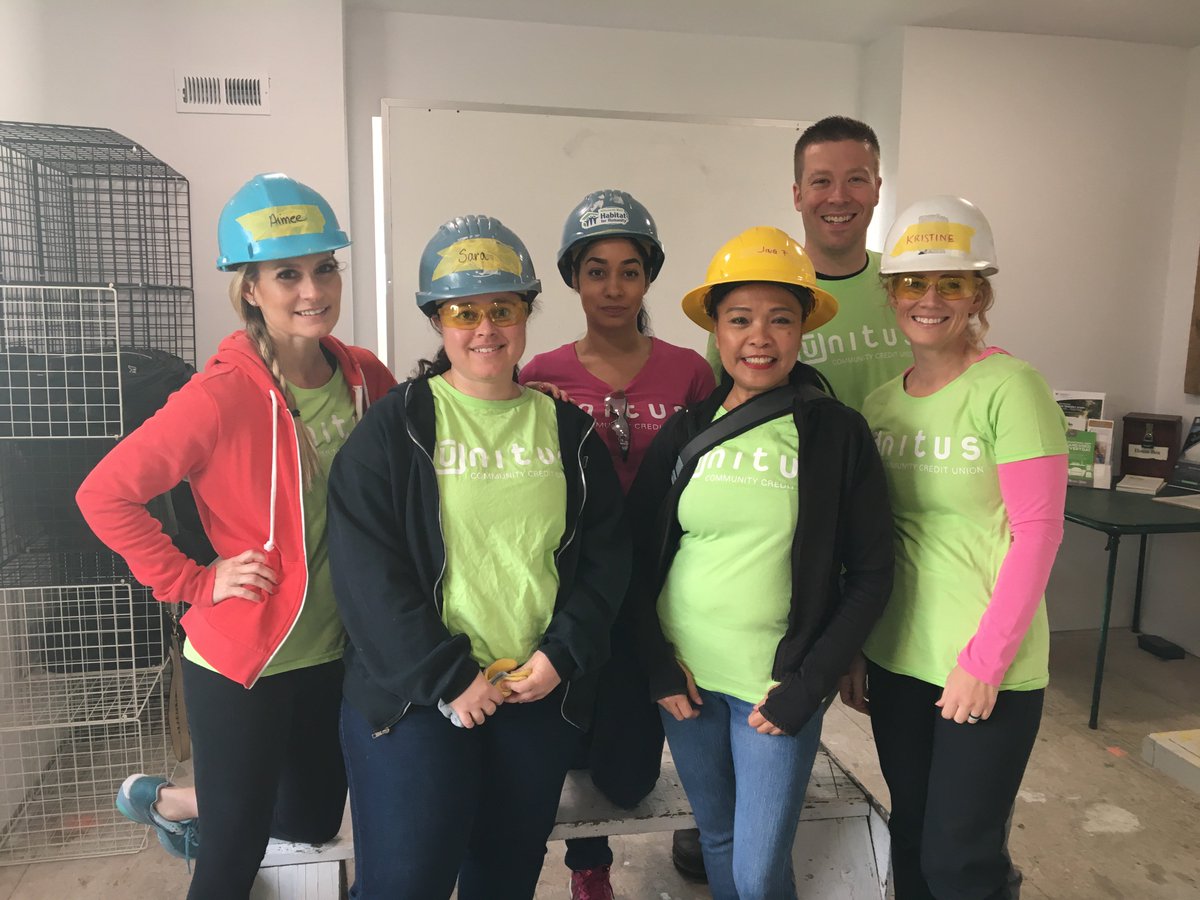 UnitusCCU's tweet photo. #TeamUnitus was back at it again building homes for 3 days in October. Thanks to @Habitat_org and their 'regulars' for welcoming our staff and helping us improve our home building skills! #community #WillametteWest #HFHO https://t.co/8F3haJxUHP