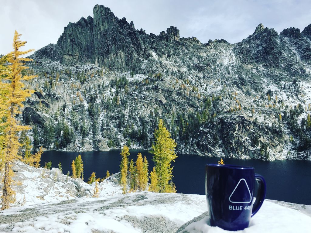 DaveEhlers4's tweet photo. Congratulations to Brady, the winner of our #Blue449Seattle photo contest! We got some great entries, thanks to our team in Seattle! https://t.co/SrpMAb4bHM