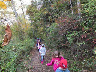 AVLCitySchools's tweet photo. Our @Vance_ES Kindergarteners took a walking field trip to the Hominy Creek Greenway w/ Asheville GreenWorks &amp; @TheRootsFound! 🌳 #TheACSWay https://t.co/7PLaCUoNZL