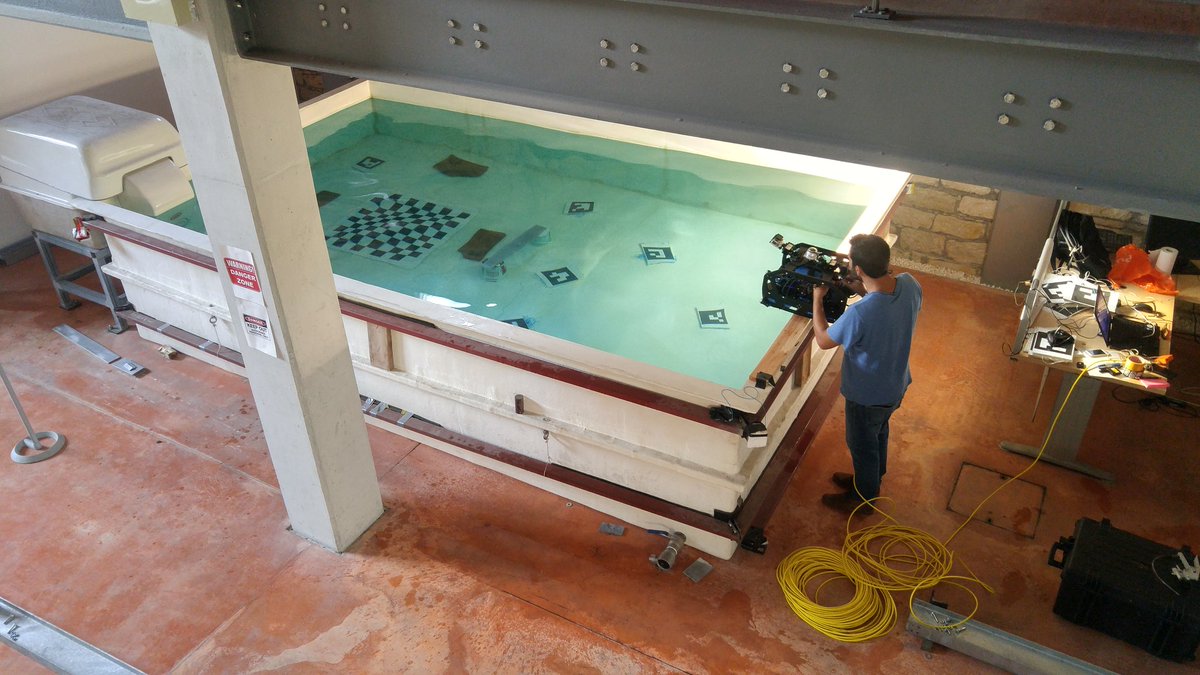 DSkarlatos's tweet photo. Testing our ROV on #CyUniTech #PhVisLab @imareculture https://t.co/RgBAn1FbC9
