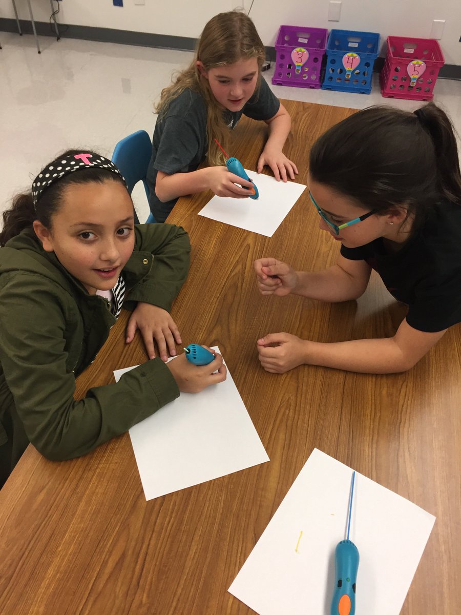 BISD_LINC's tweet photo. @BridgeportIS LINC students explored the functions of the 3Doodler Start today in class! #bridgeporteducationfoundation #WhyBISD https://t.co/P59m1q9hS9