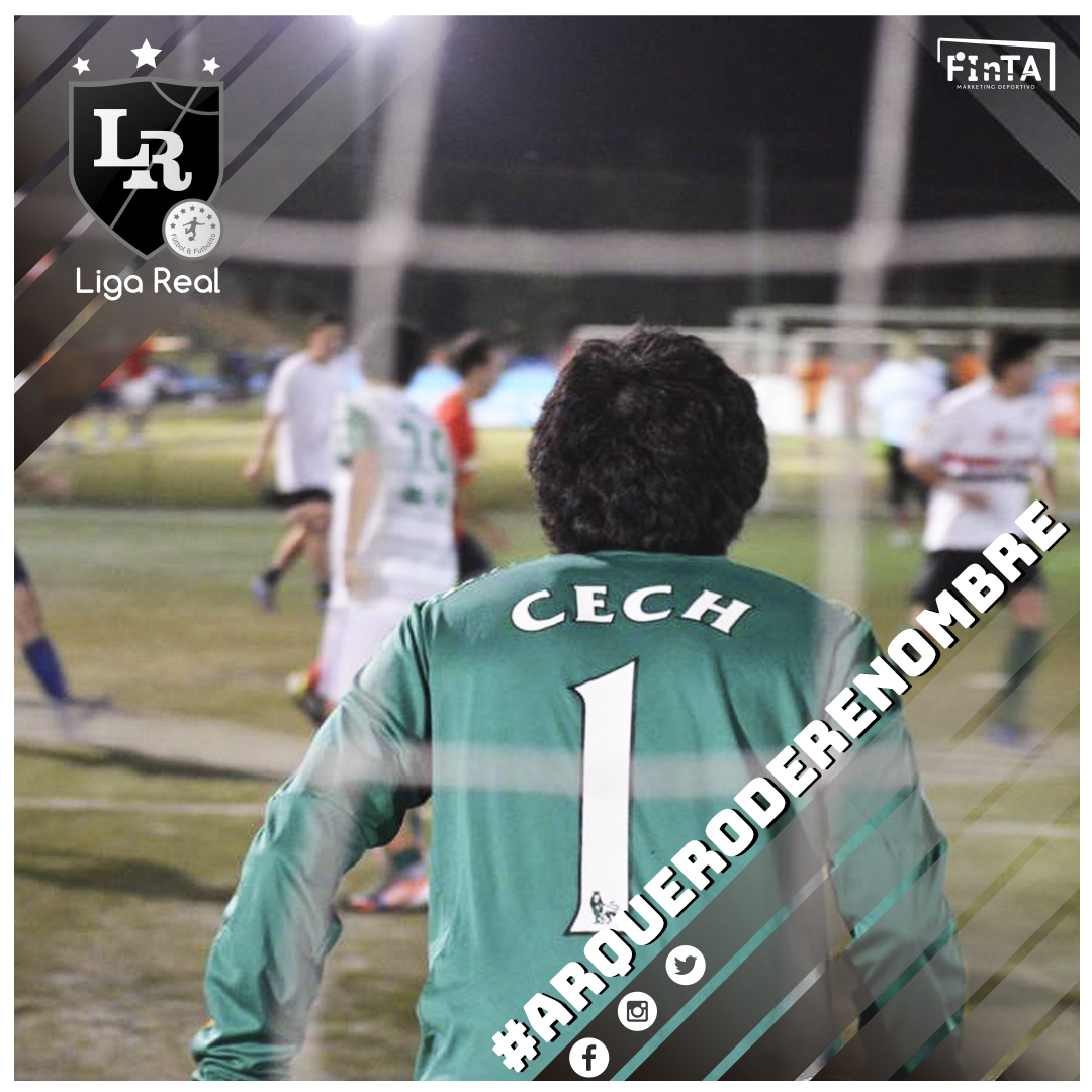 LigaRealChile's tweet photo. Petr Cech, ¿eres tú? #FelizJueves https://t.co/2S1ZvUpOZ6