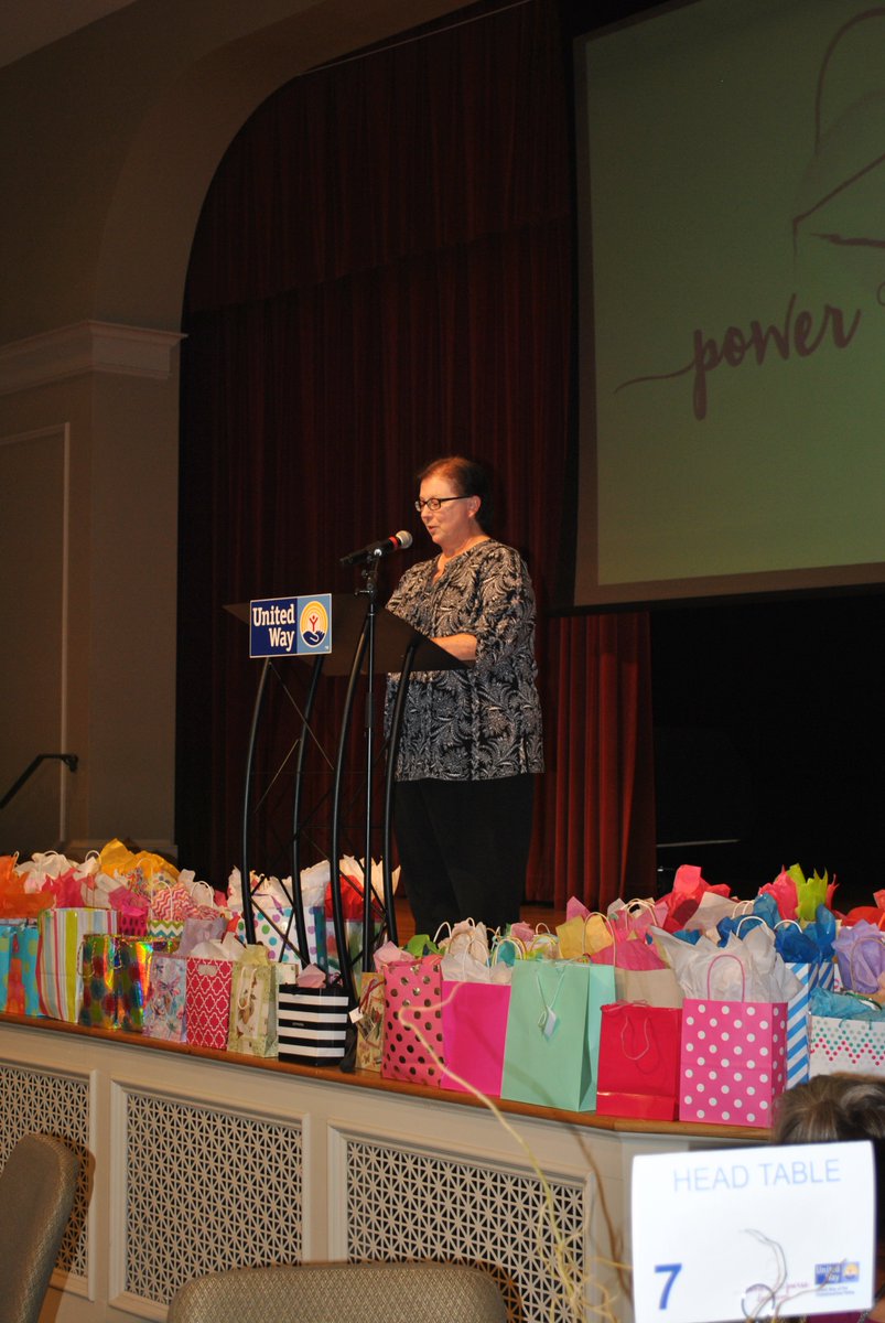 unitedwaycv's tweet photo. 2017 Power of the Purse luncheon was a success! 2,200+ undergarments were collected for local women in need. #POP2017 https://t.co/Xio7xVY7gw