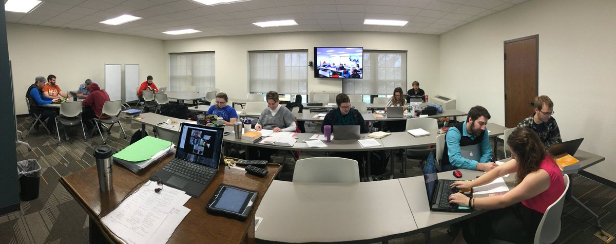KristineStache's tweet photo. This is what small group work looks like in a hybrid classroom. Students working with students across the country in real time @WartburgSem https://t.co/o2KEiMXVov
