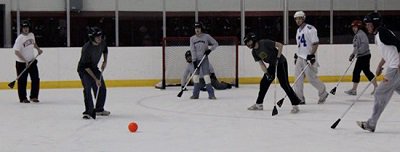 GriffsGTown's tweet photo. Looking for something fun to do with your group? We can reserve an hour or more of ice time for you to play broomball! Have 1 or more games going at the same time. At $180/hr. it's a steal! #broomball #funtimes #theGeorge #Hudsonville #Georgetowntownship https://t.co/StgjI51jsZ