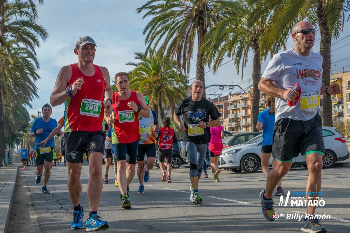 mitjamataro's tweet photo. Atenció! Últims dorsals a 18€ de la #PRUNAMOTOR #MITJADEMATARO https://t.co/H9M3qxFFG9 @MataroRace @Running_es https://t.co/EXvWU5qeiH