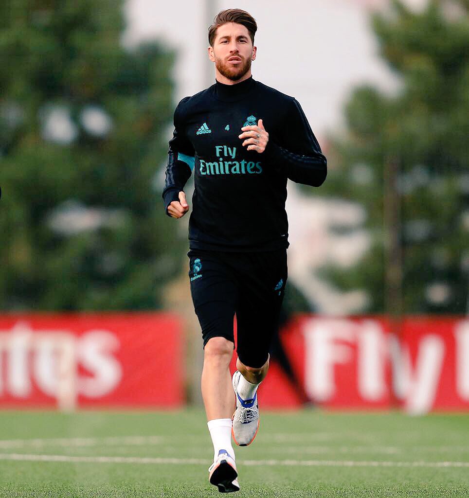 SergioRamos's tweet photo. El @realmadrid siempre vuelve. Seguimos trabajando.
Real Madrid always comes back. Let's keep on working.
#HalaMadrid https://t.co/ewiKQmXgqK