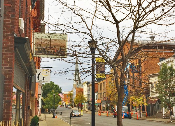 Fall has finally arrived in the #HudsonValley 🍁🍂 Check out our pick of things to do in #HudsonNY this month! jmscollective.com/hudson-ny-3/th…