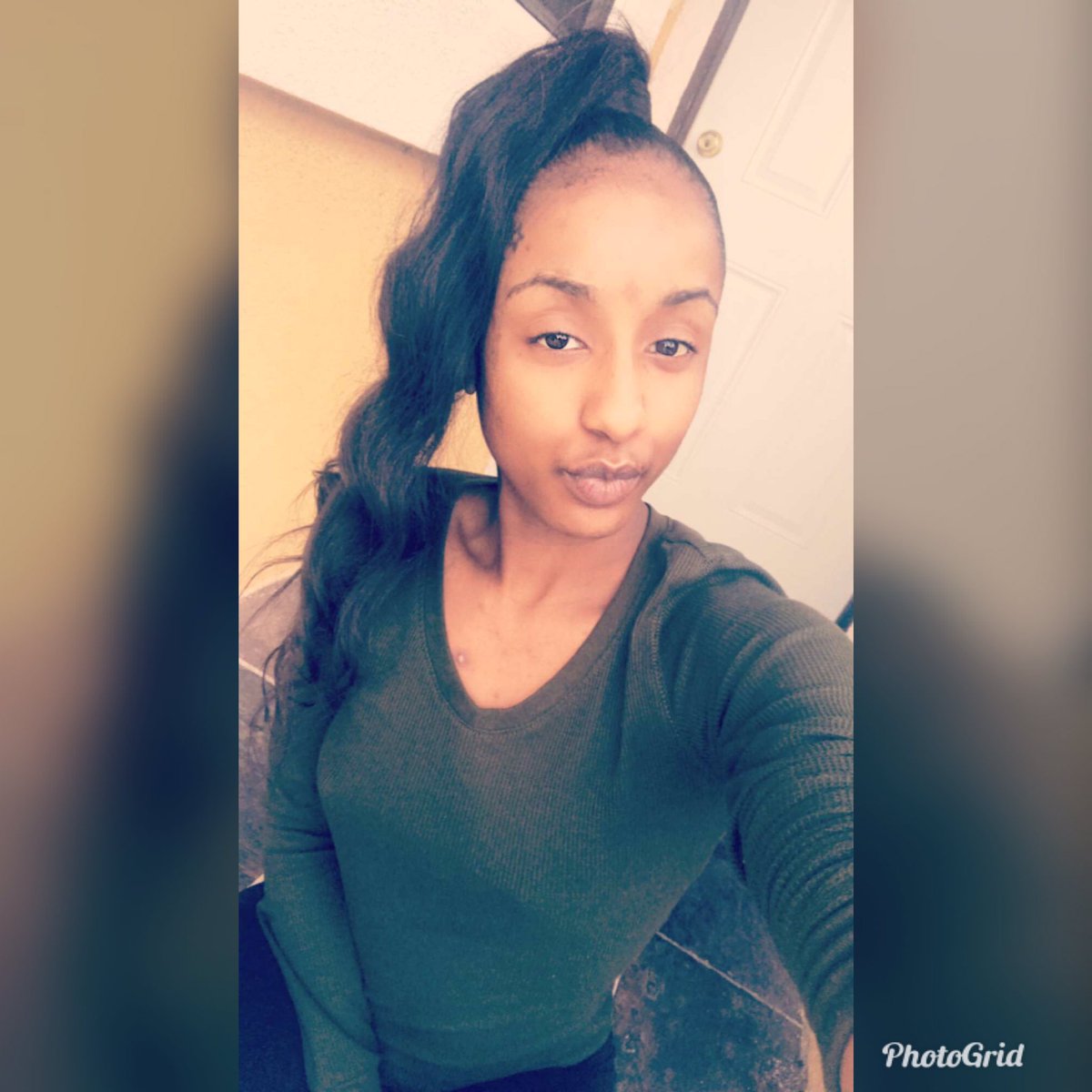 coldassslady52's tweet photo. Loving this weathers 🤷🏽‍♀️🌬💙❄️☁️ https://t.co/KX8hwxAV90