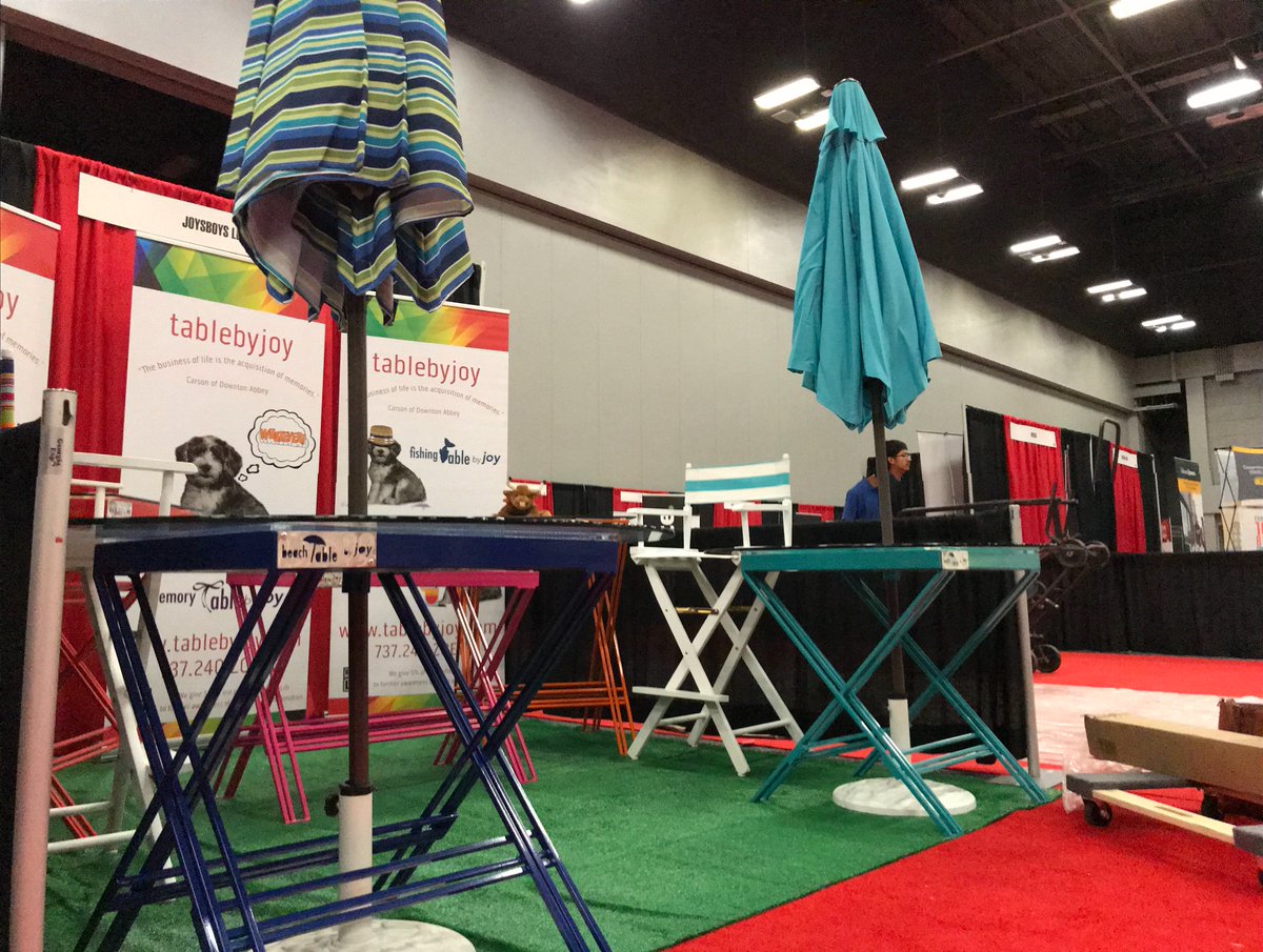 tablebyjoy's tweet photo. Great day @TexasWomen! Thanks for stopping by booth 232. Until next time! #TXConfWomen #furniture #customtables https://t.co/arFJsBTptq