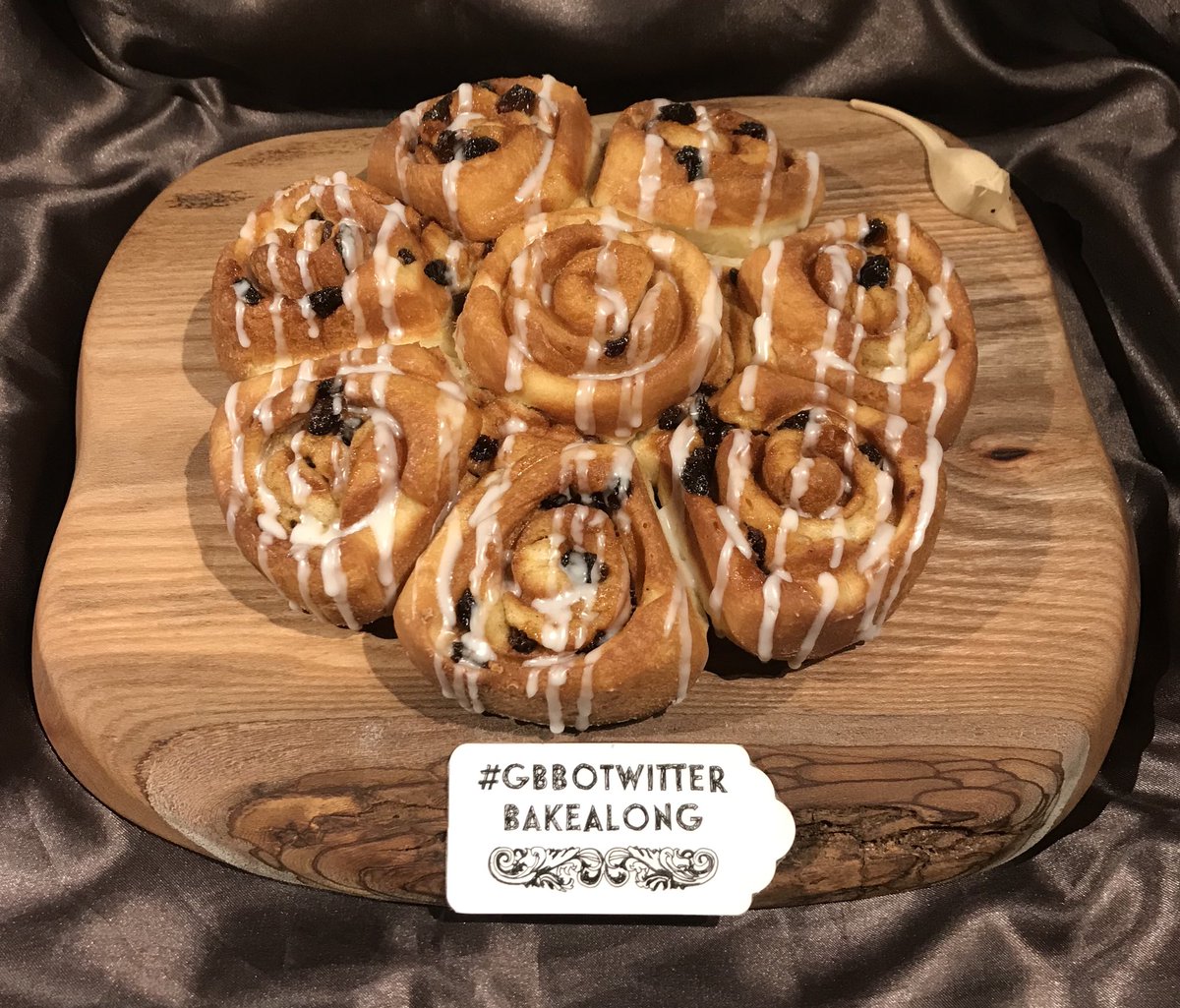 Rob_C_Allen's tweet photo. My 1st #Bread for the #GBBOTwitterBakeAlong Final. Cinnamon Buns #baked in my #Bundt pan. Recipe from #BakeItGreat and this ones mine ☕️ https://t.co/Sx0cprpMuP
