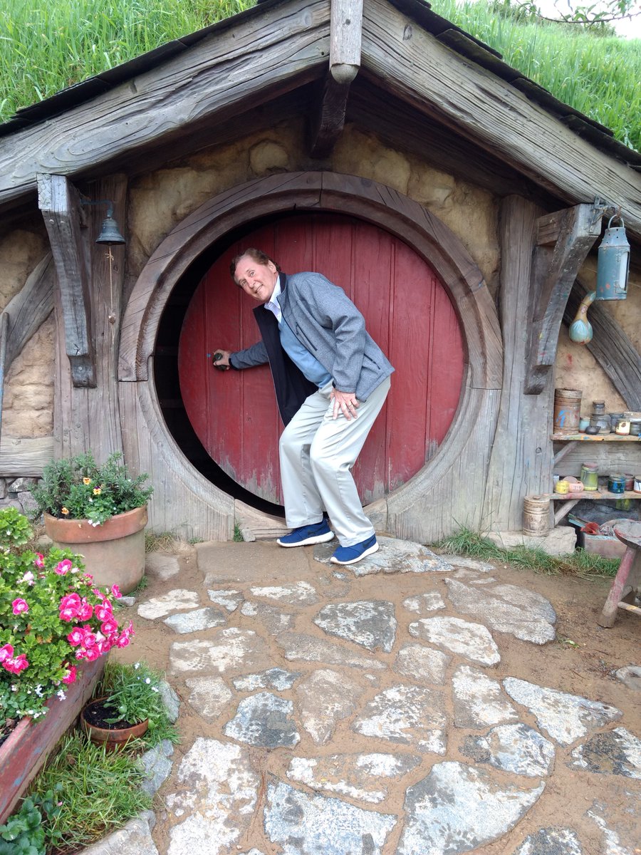 howardcaesar's tweet image. Whether Hobbit or Human, never be afraid to step thru a new door calling to you or to close one that feels complete.