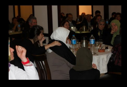 AybüSspt olarak 29 Ekim Cumhuriyet Bayramında şehitlerimizin aileleriyle bir araya geldik.
<a href="/drMetinDogan/">Prof.Dr.Metin Doğan</a> 
<a href="/usanfatih/">M. Fatih Uşan</a>  
<a href="/acengizkoseoglu/">Ali Cengiz Köseoğlu</a>