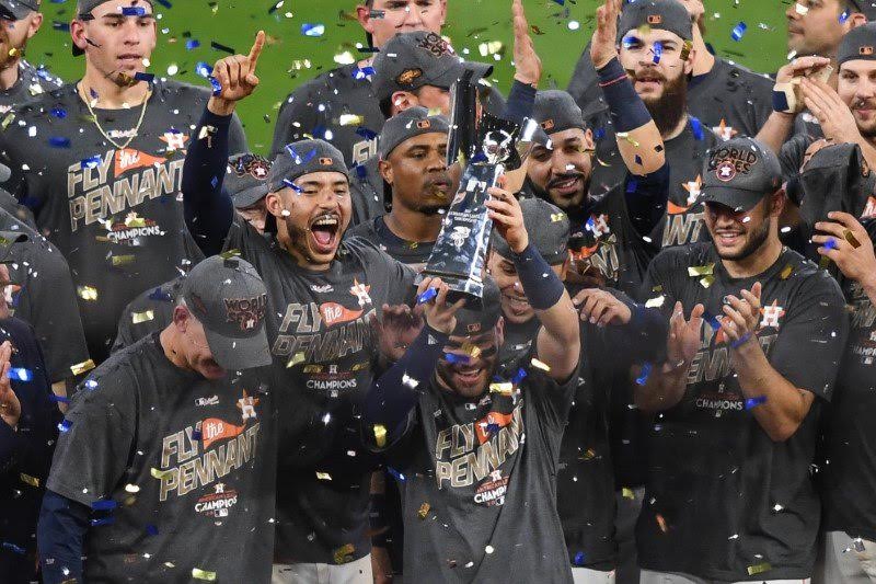 ProBatterSports's tweet photo. Congrats to the 2017 World Series Champion Houston Astros!
Read:https://t.co/qHHNyZRPOp
#HoustonStrong #WorldSeries #ProBatter #Astros #MLB https://t.co/jcdcXAKBXZ