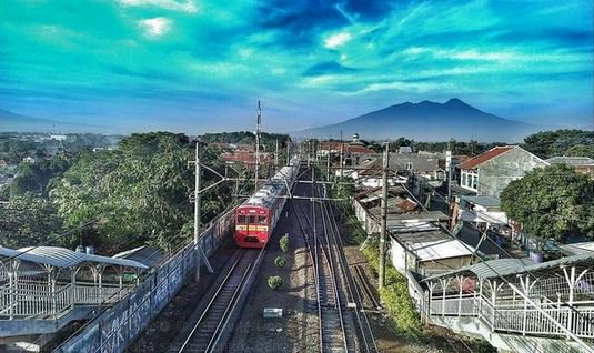 Mari awali pagi di #JumatBerkah penuh anugerah ini dengan semangat dan keyakinan gapai cita-cita. Selamat beraktivitas #RekanCommuters