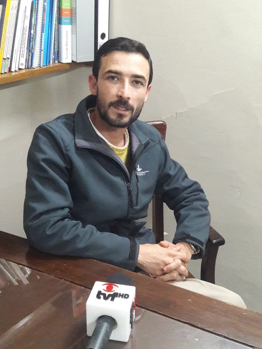 maurisanner's tweet photo. Centro Auxiliar de Sarandí Grande de @ASSEcomunica tiene nueva ambulancia. Es el principal prestador de la ciudad, más de 4.000 usuarios https://t.co/EECeAAOmvA