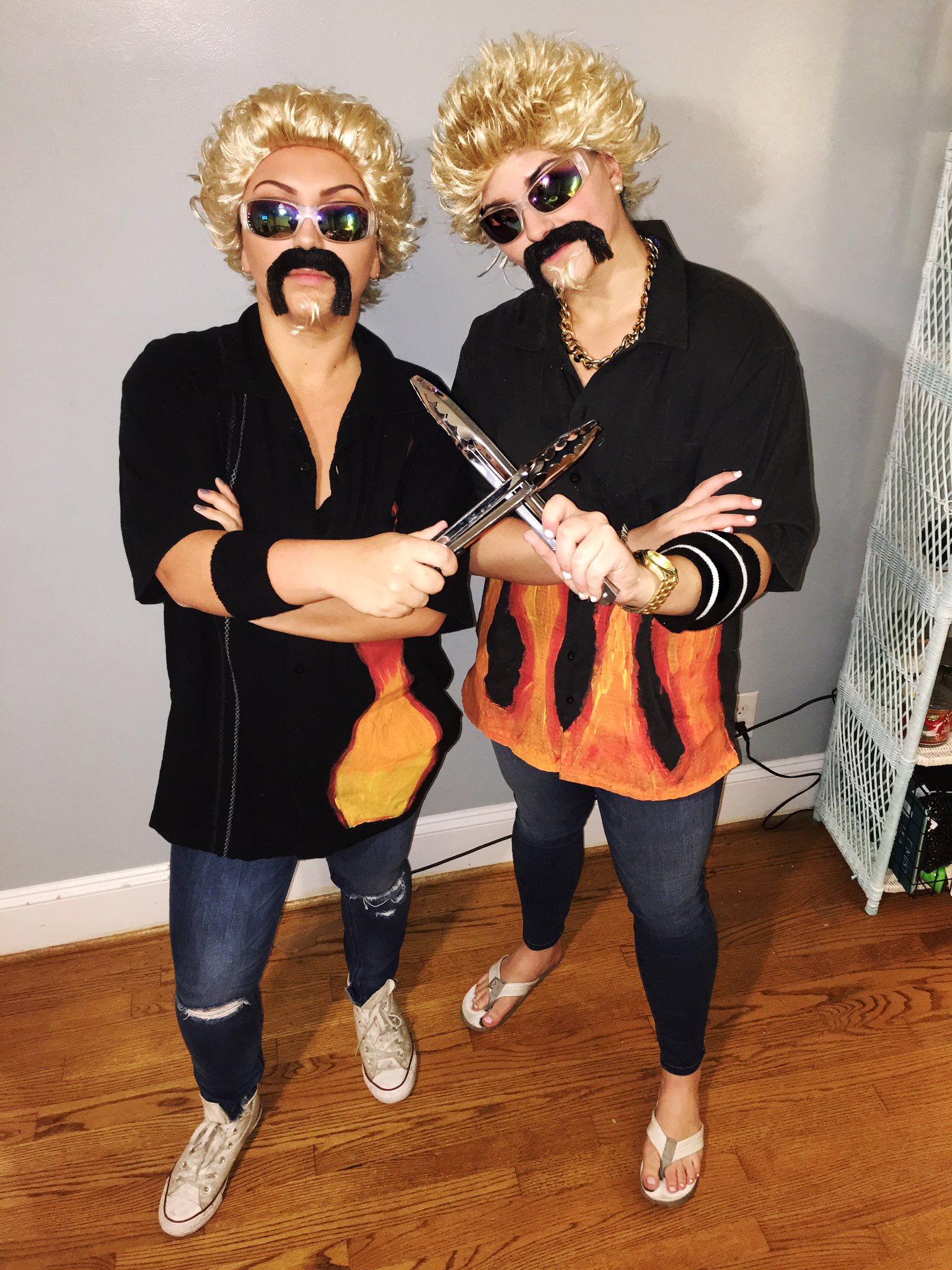 olivia on X JohnMayer lindsyweeeks Hot take nailing Halloween costumes is like waking up in flavortown. https t EgPczDA7w5 X