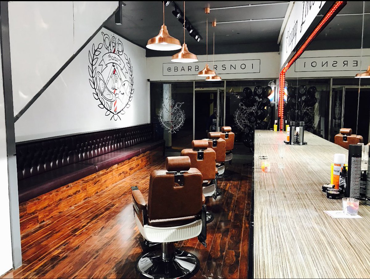 BarbersNo1's tweet photo. Good Luck to the BarbersNo1 Kirkby Town Centre Team tomorrow on the opening day 💈🔥👊🏼 https://t.co/CvfVduwiNu