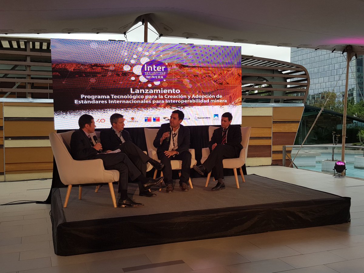 fundacionchile's tweet photo. #JonathanCastillo: "Establecer esta base de crear estándares va a desarrollar una industria con un gran potencial". @ProgramaAltaLey https://t.co/RR1x0YBg6v