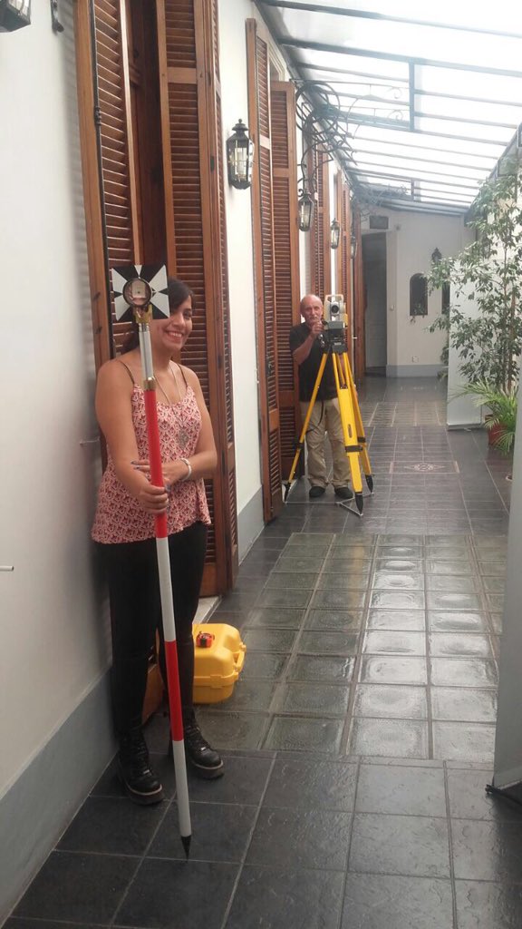 MaruMoreiras's tweet photo. Cursos de #hiperV y #Es65 a Horacio Burgos en @geosistemassrl @topcon_today https://t.co/0tDJ9rm9cM