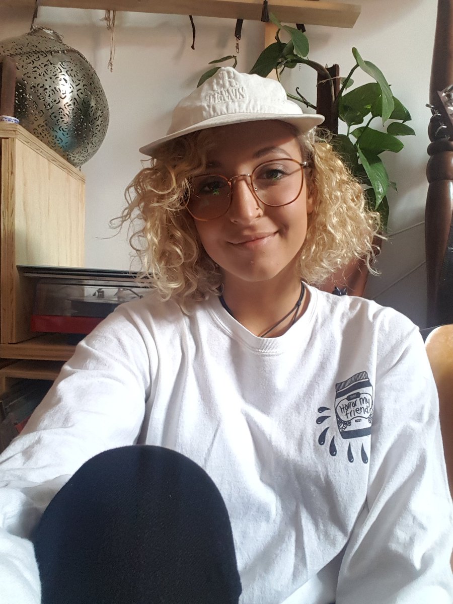 MorganSette's tweet photo. Happy #AusMusicTShirtDay! @triplej @horrormyfriend https://t.co/bkR3TckNcf