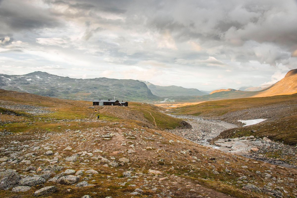 PlacePassTravel's tweet photo. Taking a lap around Lapland PC: Philipp Arndt #PlacePass #travel #travelpics #traveler #travelgram #wanderlust https://t.co/sbSdLjqr36