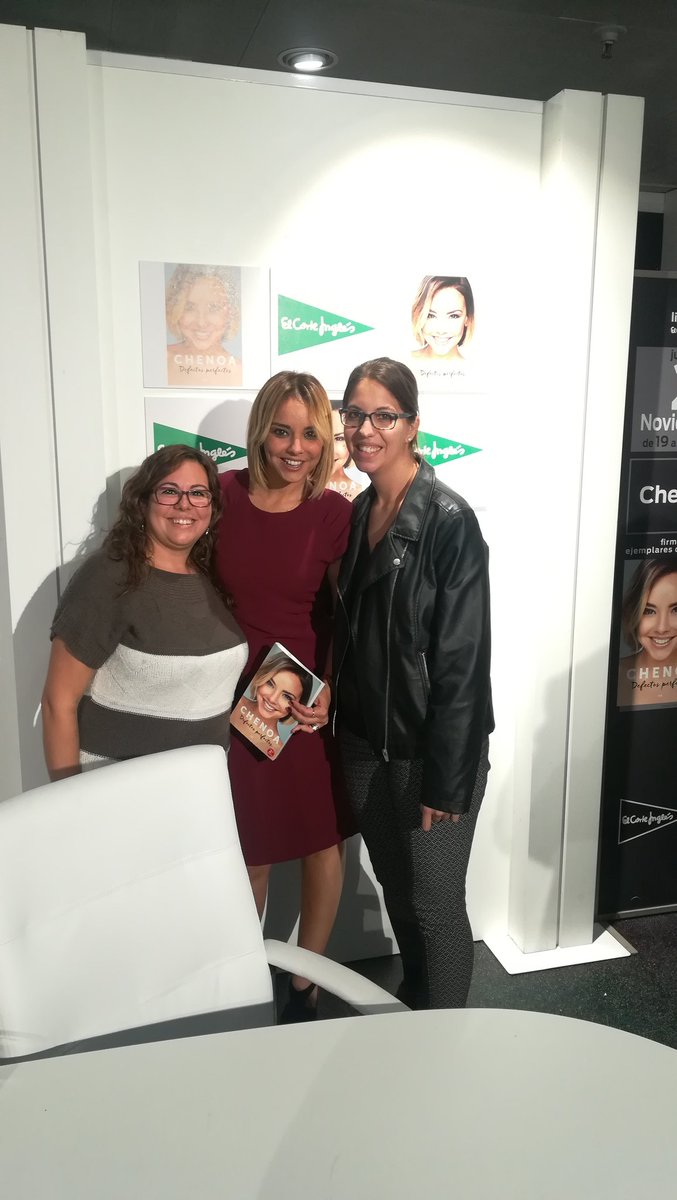 SGRomy's tweet photo. @Chenoaoficial te lo repito igual que cuando llegaste estabas RADIANTE!!!! Mil gracias me encantó verte de nuevo!! https://t.co/CYdniMVm8p
