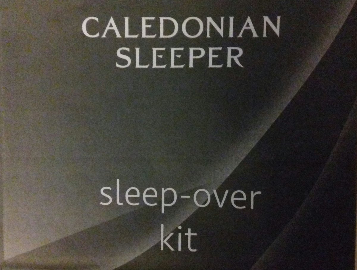 brew_with_view's tweet photo. Always get childishly excited about being on @CalSleeper...the magic of #CalSleeper going to sleep in #London & waking up in #Scotland ๐zzz https://t.co/vsiuRlUeBe