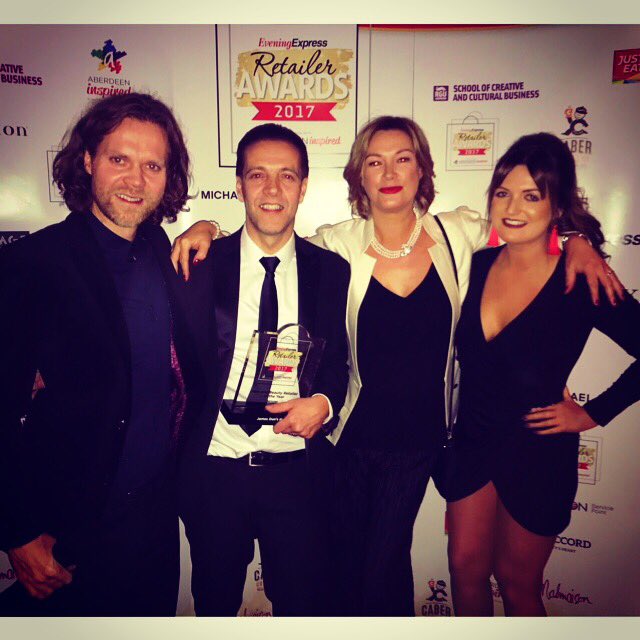 Jamesdunshouse's tweet photo. WE WON!!! @EERetailerAward Hair &amp; Beauty Retail Award 🙌🏼 https://t.co/oObyb50jZq