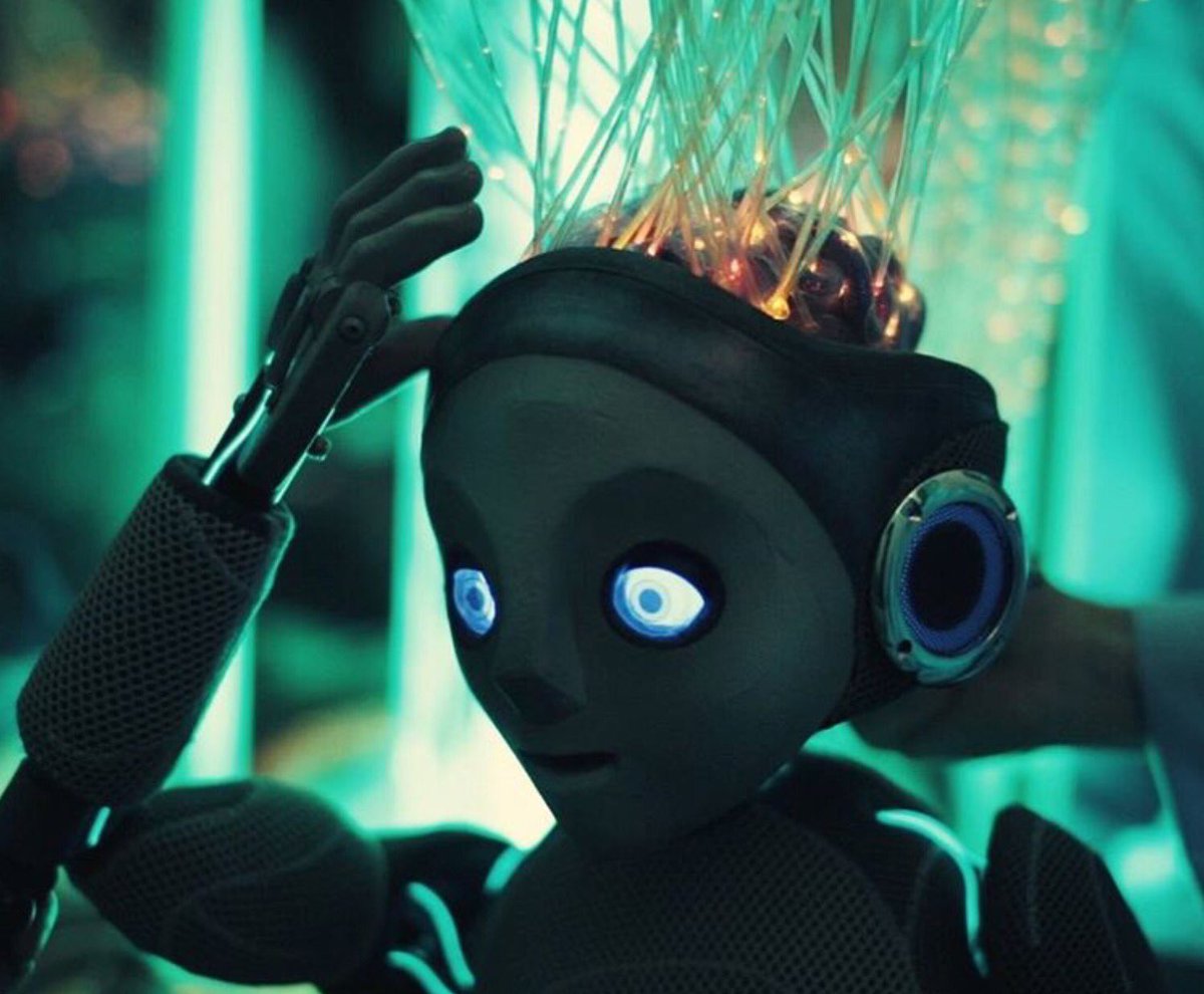 stitchesandglue's tweet photo. Lab boy @GreatOrmondSt sensory Room @GOSH_Arts #puppetdesign #puppetmakers @TheatreRites #animatingthebrain https://t.co/U6pxE6lUDT
