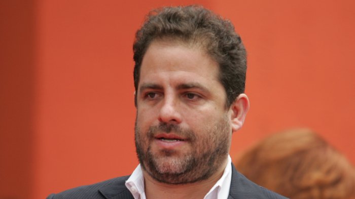 @WarnerBros anuncia la ruptura con #RatPacEntertainment, luego de que su fundador #BrettRatner fuera acusado por acoso sexual.