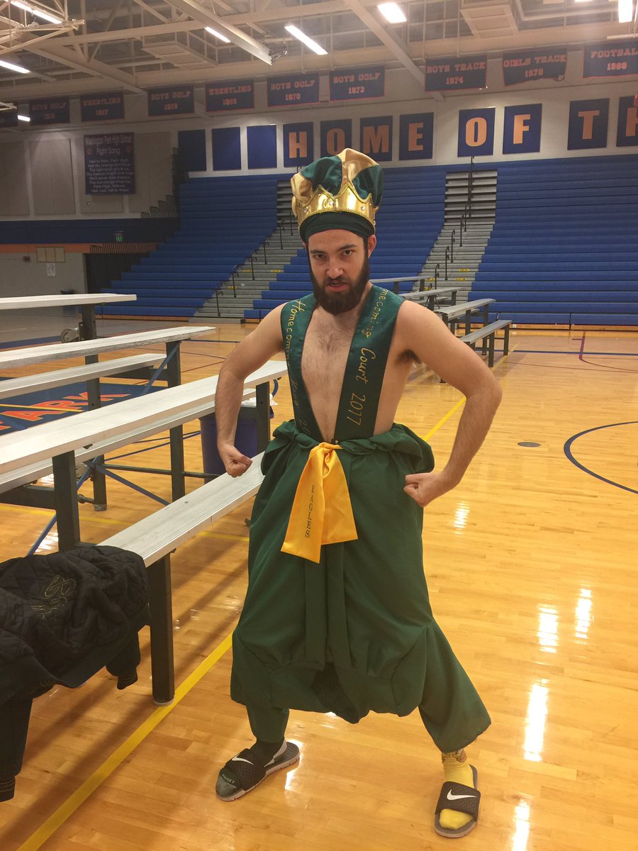 THECASEEAGLES's tweet photo. #CasePride. "From the mind of Alec Buhler" - Brady Brenner #MakeTheRun https://t.co/TygmmUNqUs