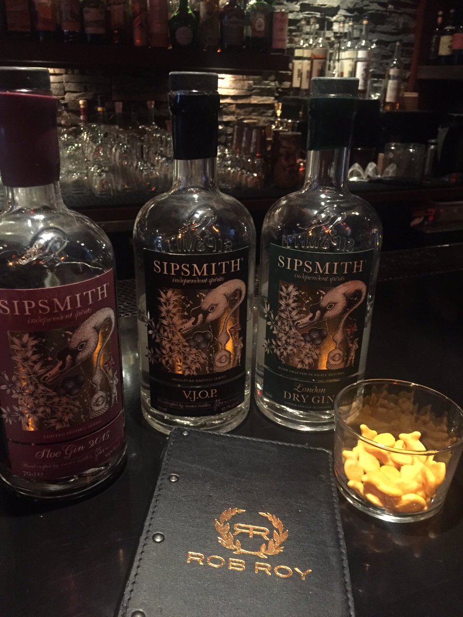 <a href="/sipsmith/">Sipsmith Gin</a> gin, goldfish and <a href="/RobRoySeattle/">Rob Roy</a> really what more do you need in life. #SipSmithGin #Seattle #SipSmithSeattle