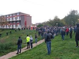 Ysselar's tweet photo. #Gangwars spreading across #TheNetherlands.
#StateofEmergency declared in #GeertWilders #NativeTown of #Venlo. https://t.co/nEsqEpDB5K