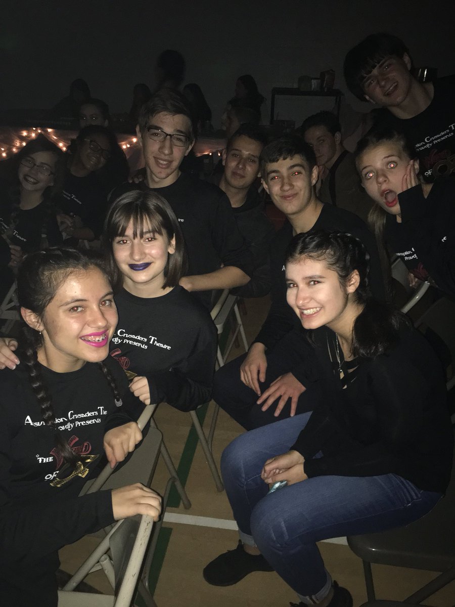 Ms_M_Walsh's tweet photo. Backstage excitement with the cast of ACT’s The Wizard of Oz getting ready for their debut at Java Jam! #ACOZ #JavaJam 🌈✨👠 @ACSSCrusader https://t.co/wUSzoNLBeJ