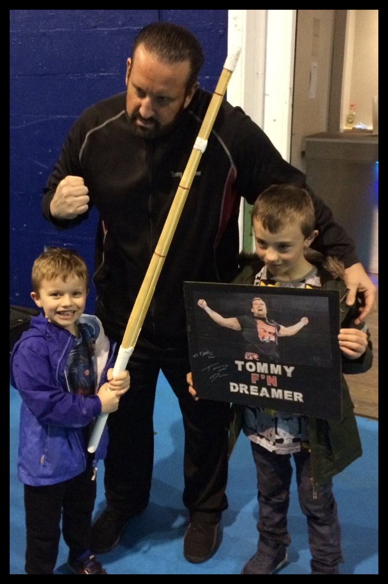 NeilLiamSOLOMON's tweet image. @THETOMMYDREAMER @SuperstarProms Me, my Bro and my nephews had a great time in Coventry last week. Thank you for a brilliant show.