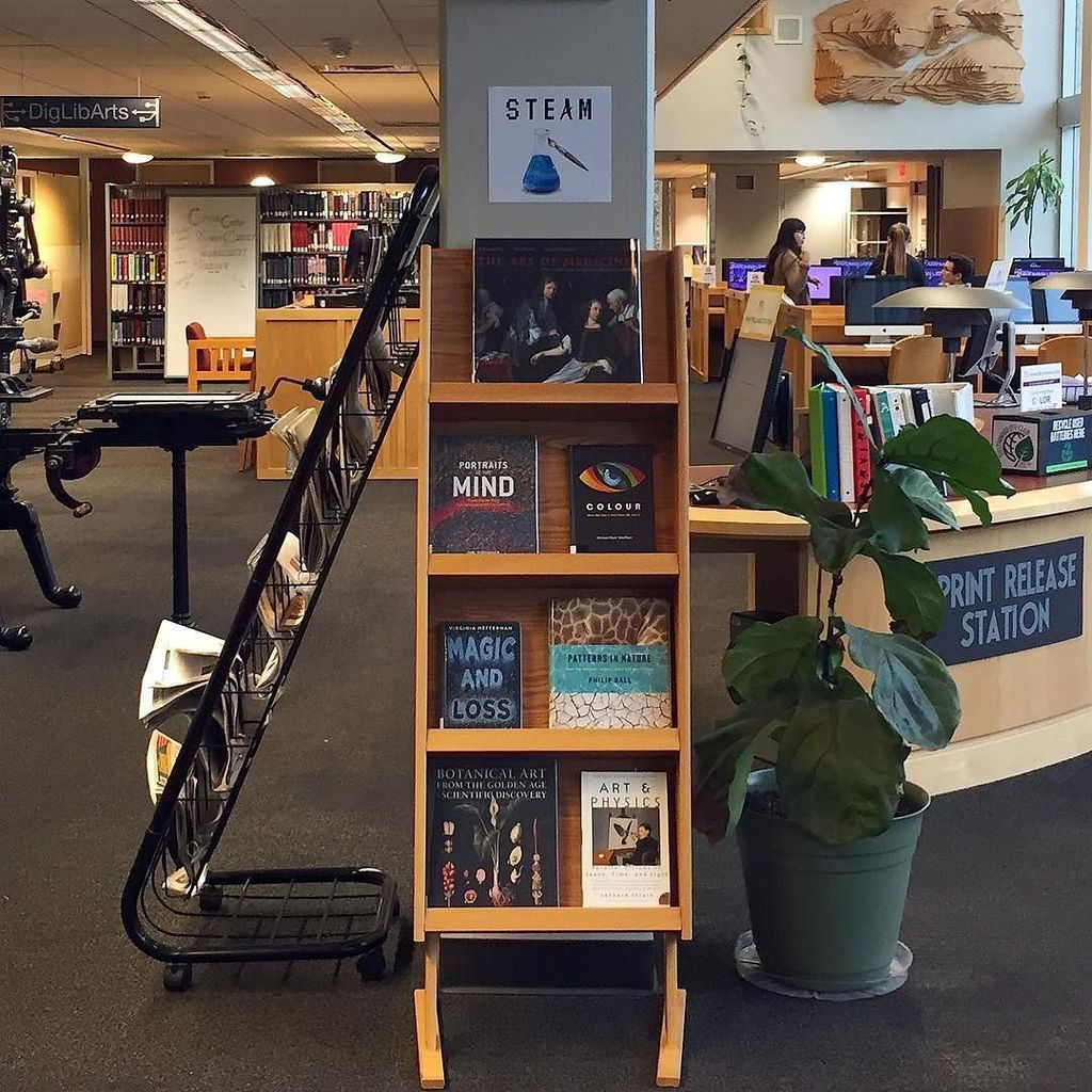 wardmanlibrary's tweet photo. National STEM/STEAM Day is Nov. 8th! 🎨🔬 Come grab a book or say hi to our @diglibarts and MADLAB staff to celebrate https://t.co/LxkwOpyU8x https://t.co/e30iwSTXfh