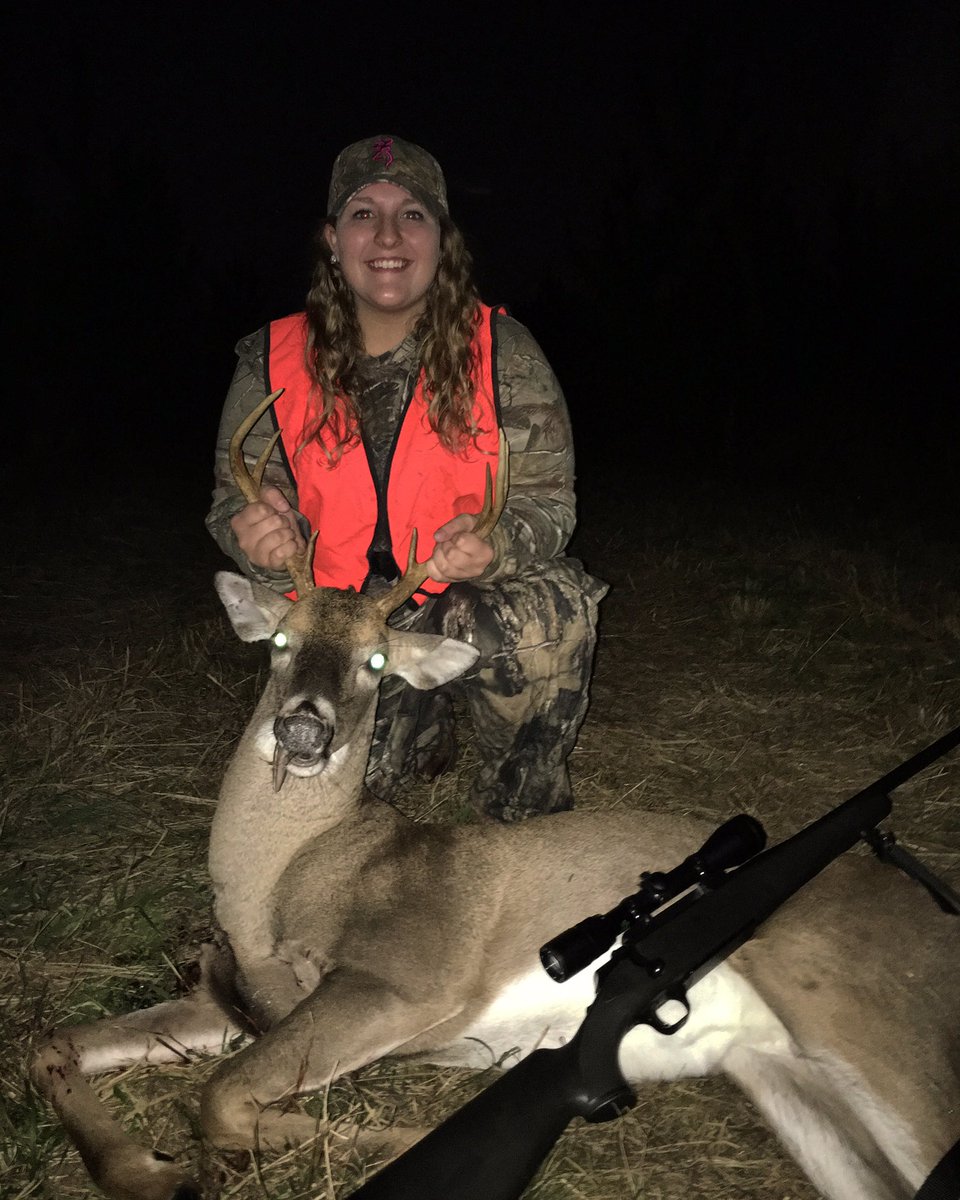 Hbpaschal's tweet photo. Gotta say I'm one happy girl  tonight !! 🦌❤️ https://t.co/nFSxbgrpbY