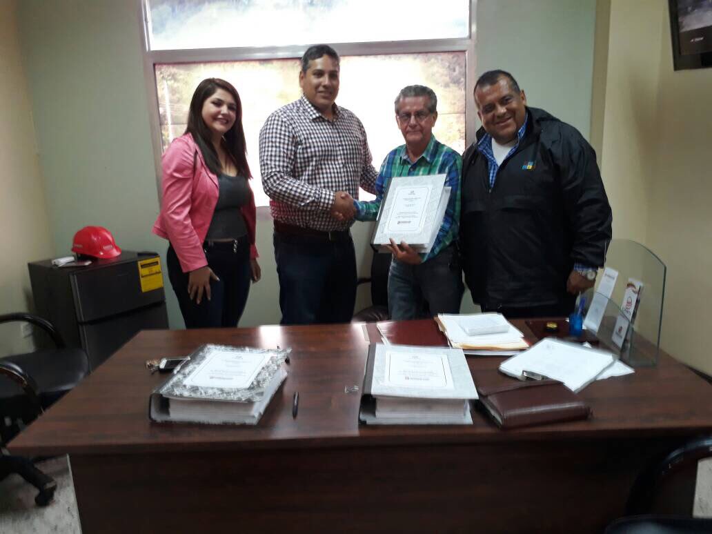 Entregamos una CAIMTA operativa y en producción, garantizando los sueldos de los empleados hasta diciembre 2017 gestión de <a href="/VielmaEsTachira/">JGVM</a>