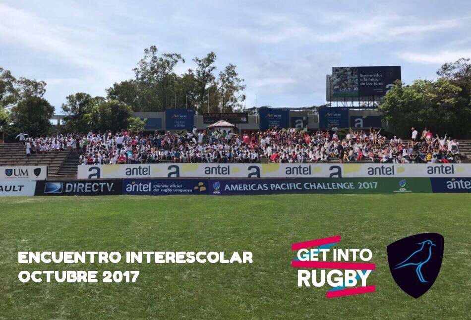 La imagen lo dice todo! Representantes de diferentes clubes haciendo esto posible. GRACIAS!! #UruguayCrece #getintorugby @sapolemes