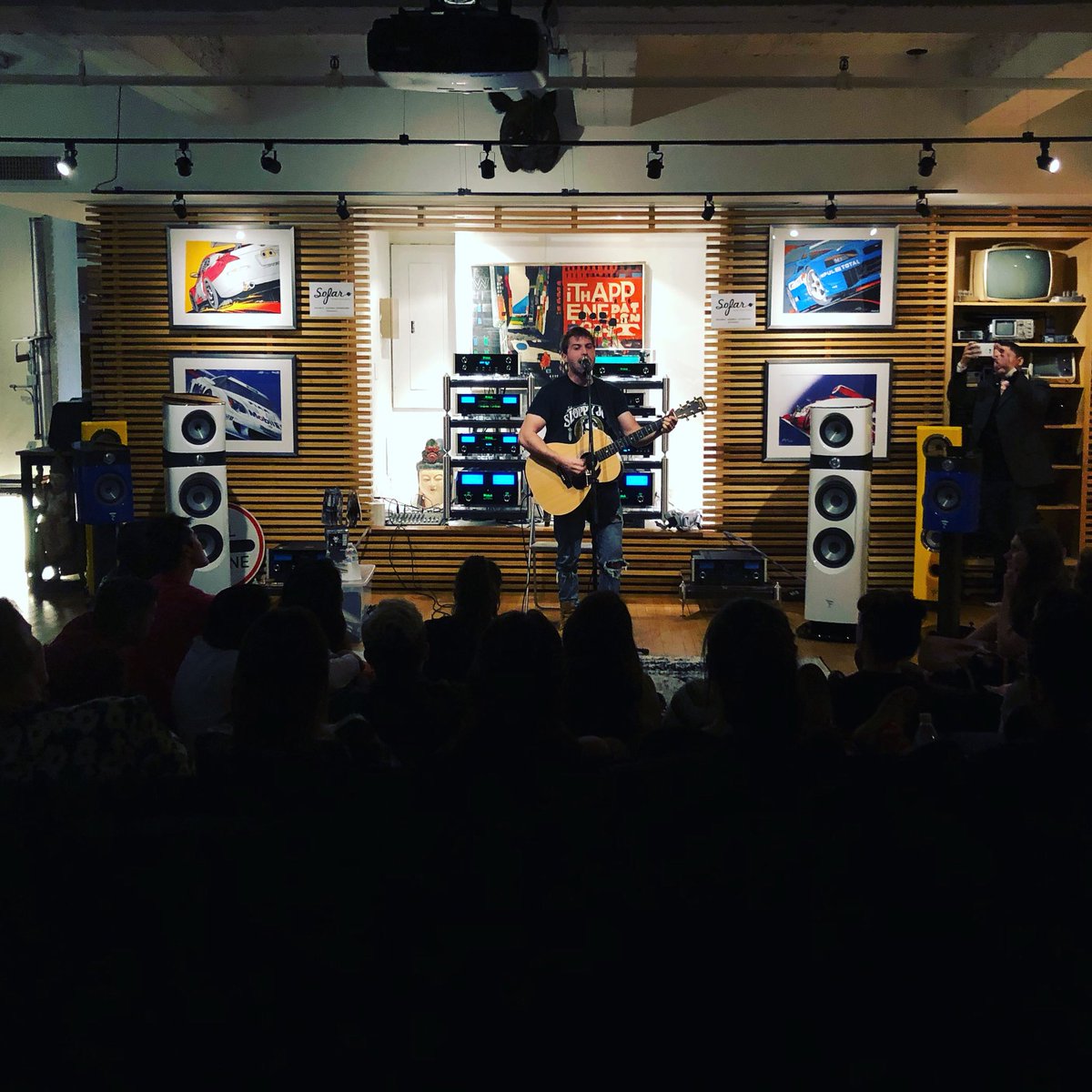 nohosoundny's tweet photo. .@skrizzlyadams bringing the Credence to #SofarSounds at #NohoSound https://t.co/25iVQPO7SB