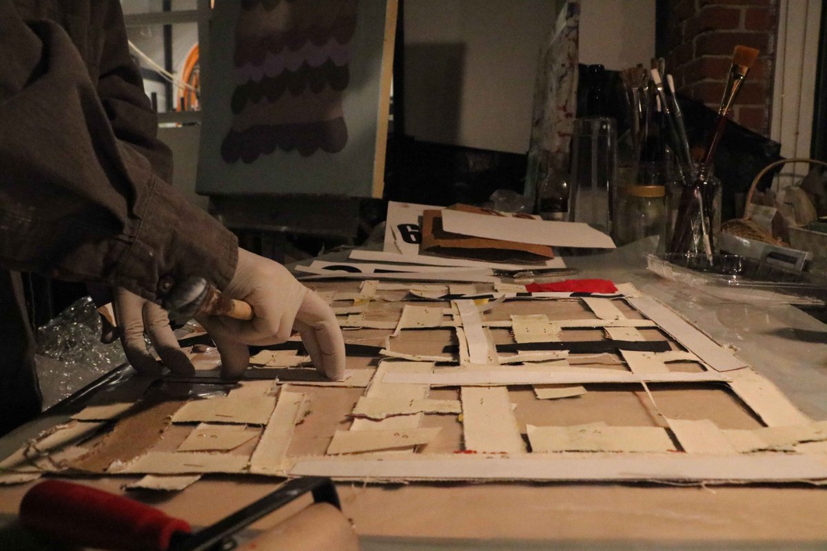 CoCASeattle's tweet photo. Flora Ramirez, 11 hours in at the #CoCALegacy 24 hr Art Marathon #November0317 #ElysianFields #CoCASeattle #NorthwestArtist #SeattleArt https://t.co/KM3RaAF6zF